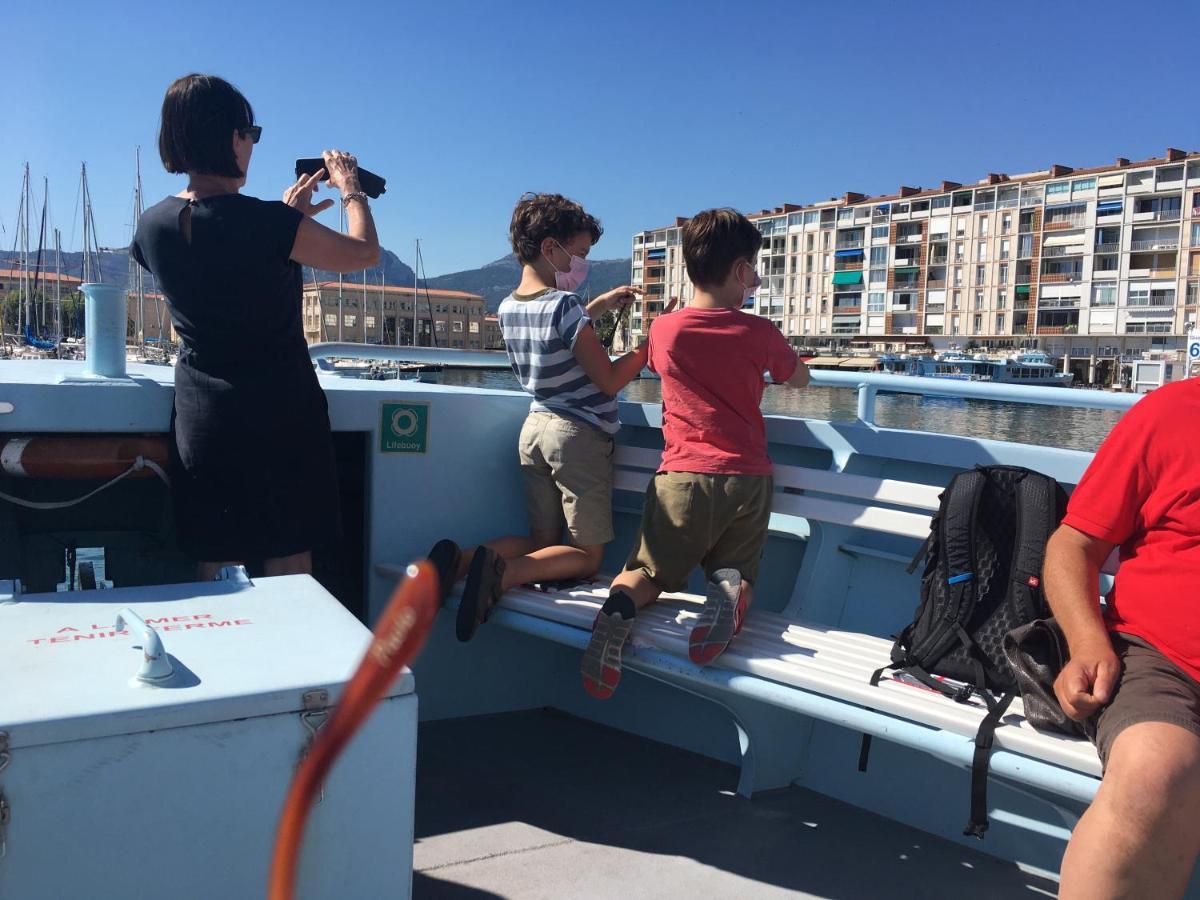 Au Coeur Du Vieux Toulon Au Calme Appartement Renove Climatise Confortable Etage Eleve Avec Ascenseur Proche Parking Et Toutes Commodites מראה חיצוני תמונה