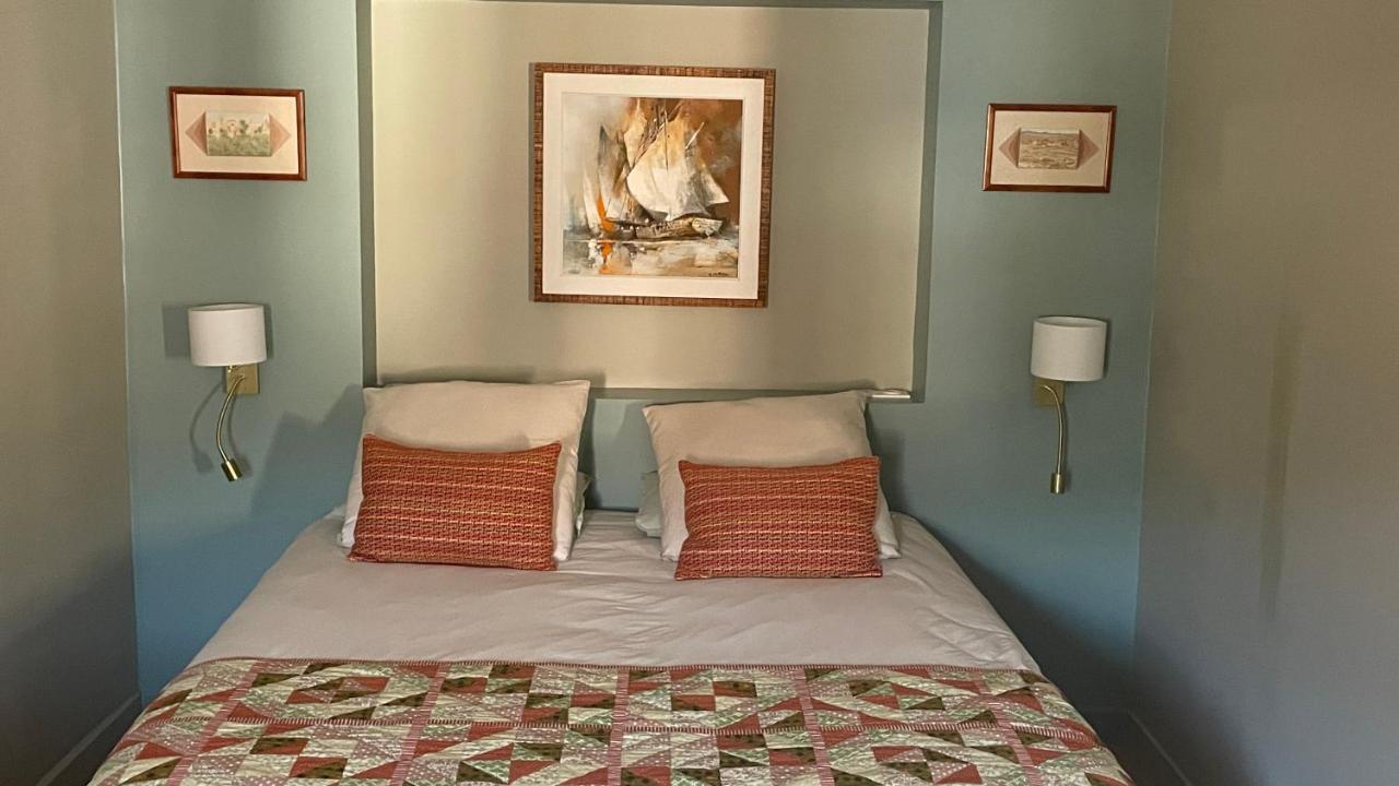 Au Coeur Du Vieux Toulon Au Calme Appartement Renove Climatise Confortable Etage Eleve Avec Ascenseur Proche Parking Et Toutes Commodites מראה חיצוני תמונה