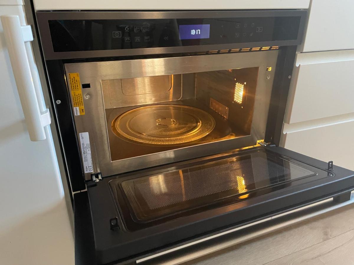 Au Coeur Du Vieux Toulon Au Calme Appartement Renove Climatise Confortable Etage Eleve Avec Ascenseur Proche Parking Et Toutes Commodites מראה חיצוני תמונה