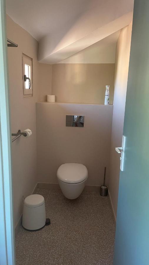 Au Coeur Du Vieux Toulon Au Calme Appartement Renove Climatise Confortable Etage Eleve Avec Ascenseur Proche Parking Et Toutes Commodites מראה חיצוני תמונה